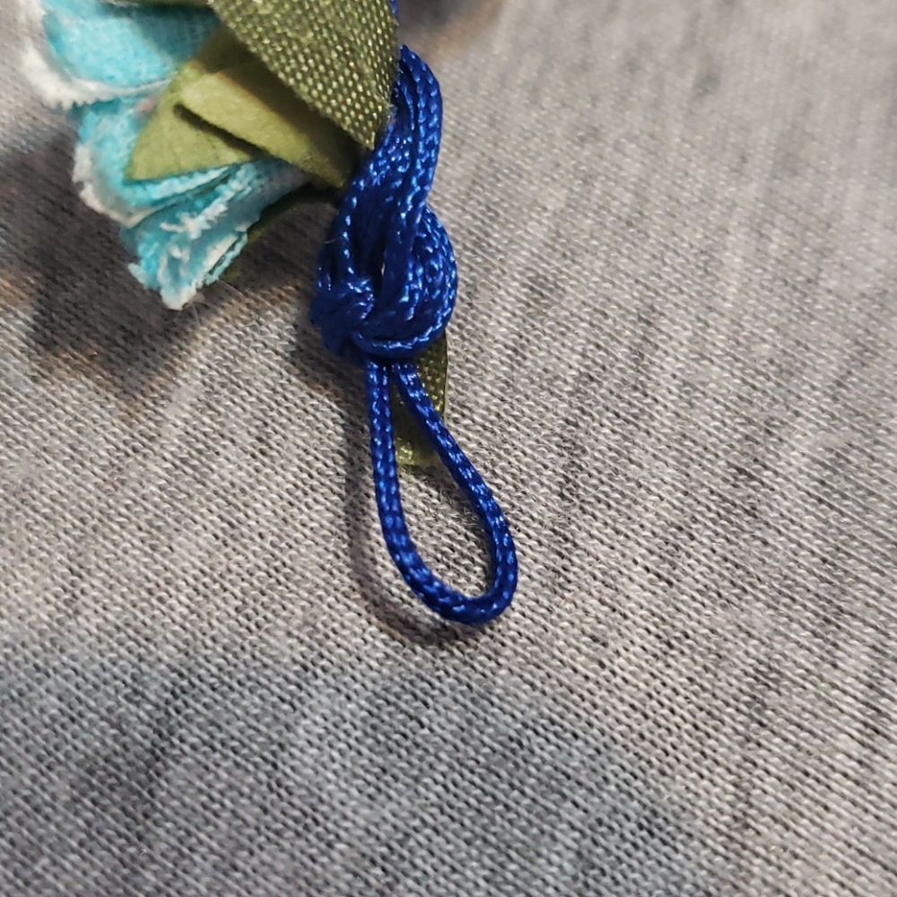 🔴 🆓️ FREE* Handmade Flower Bracelet 🔴 - Picture 7 of 8